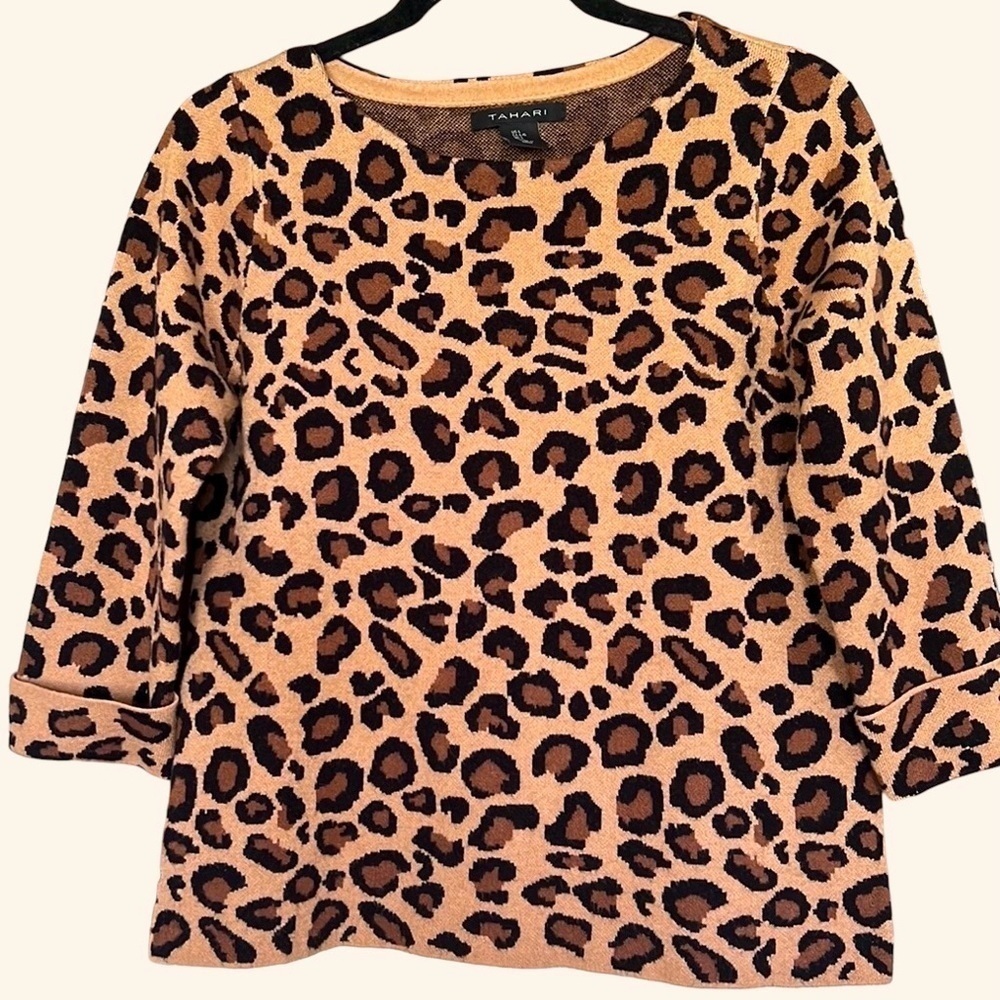 TAHARI Tan/Brown/Black Animal Print Thicker Fabric Top, Size Large, EUC.